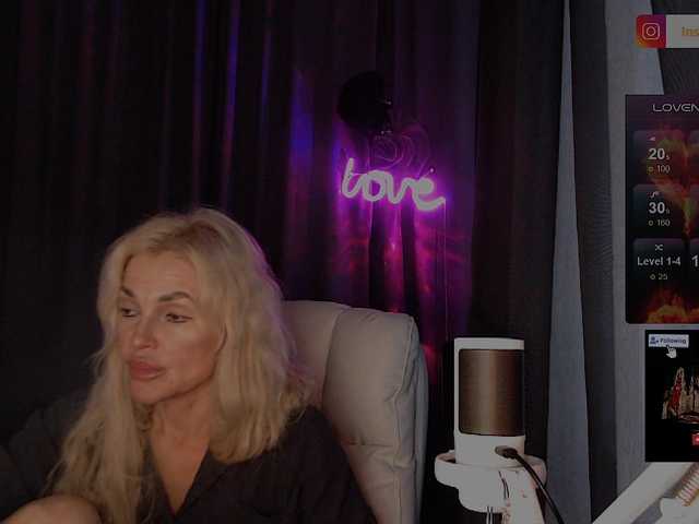 Margo77-1 live cam