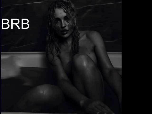 Margo77-1 live cam on BongaCams