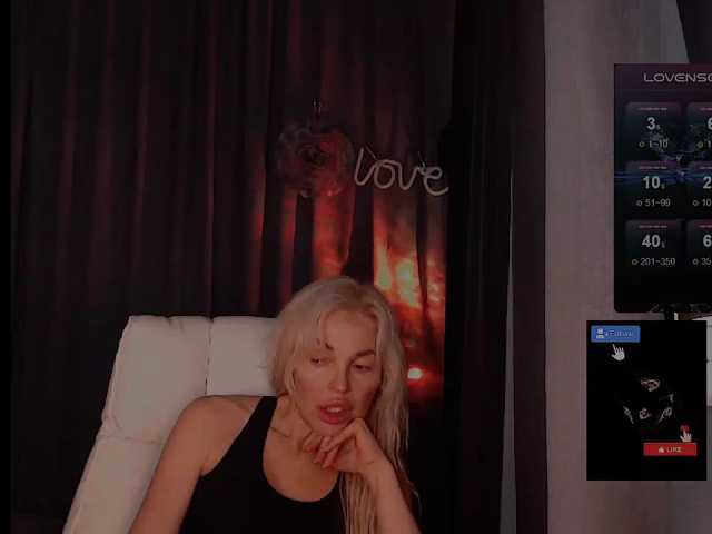 Margo77-1 live cam on BongaCams