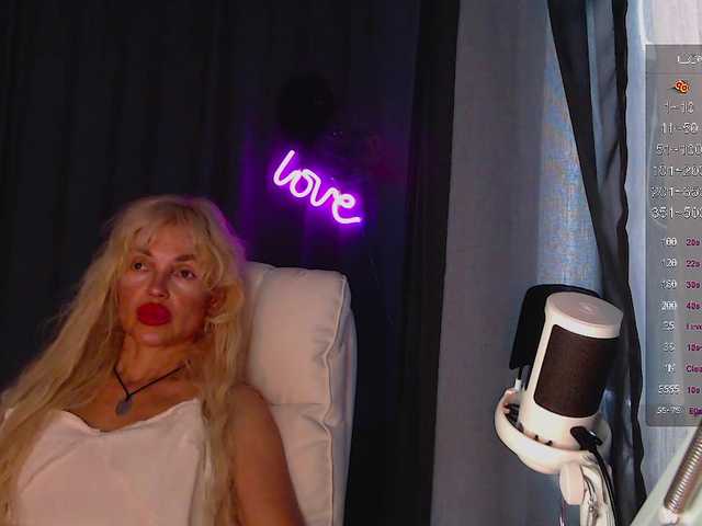 Margo77-1 live webcam show