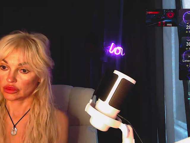 Margo77-1 live cam on BongaCams