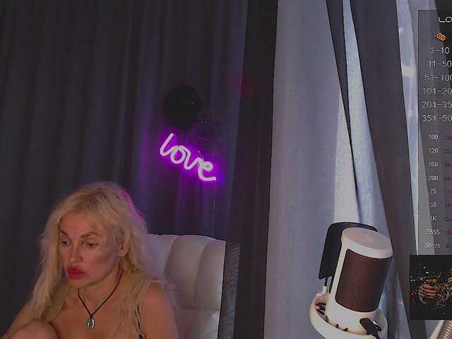 Margo77-1 live webcam show