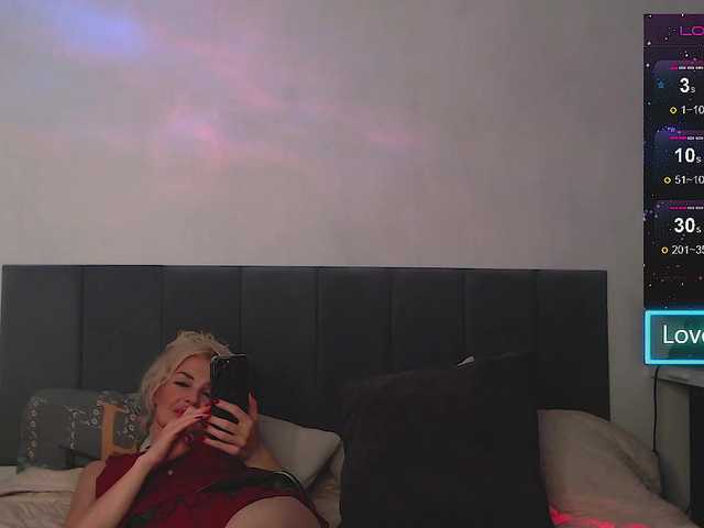 Margo77-1 live cam on BongaCams