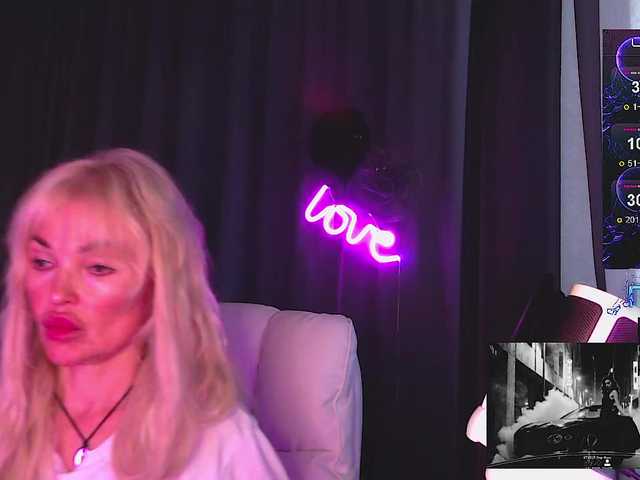 Margo77-1 live cam on BongaCams