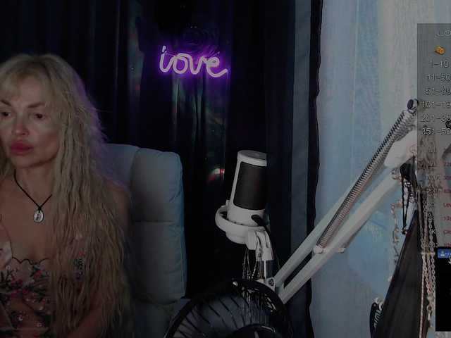 Margo77-1 live webcam show