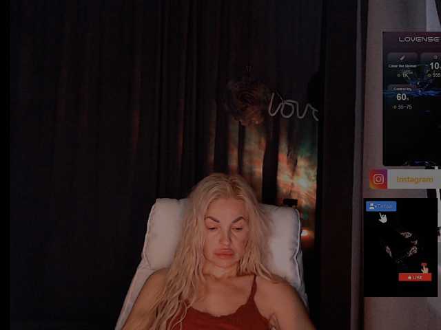 le modèle Margo77-1 est en webcam porno dans un show sur le site bongacams, il possède les tags suivants: White/Caucasian,Blonde,Shaved