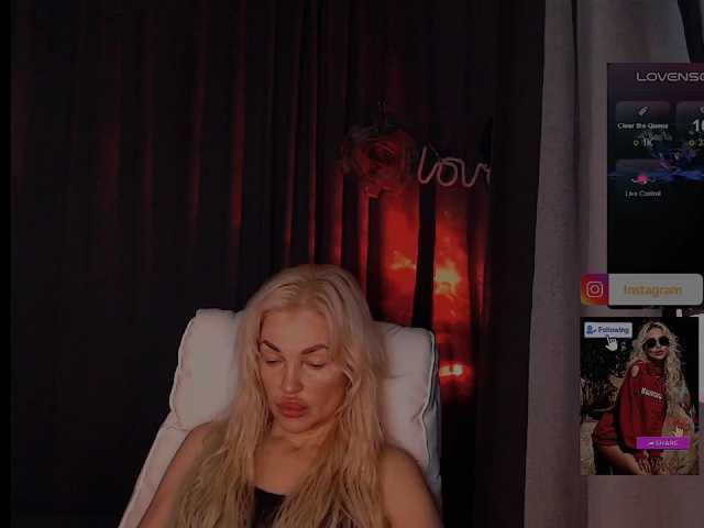 Margo77-1 live cam on BongaCams