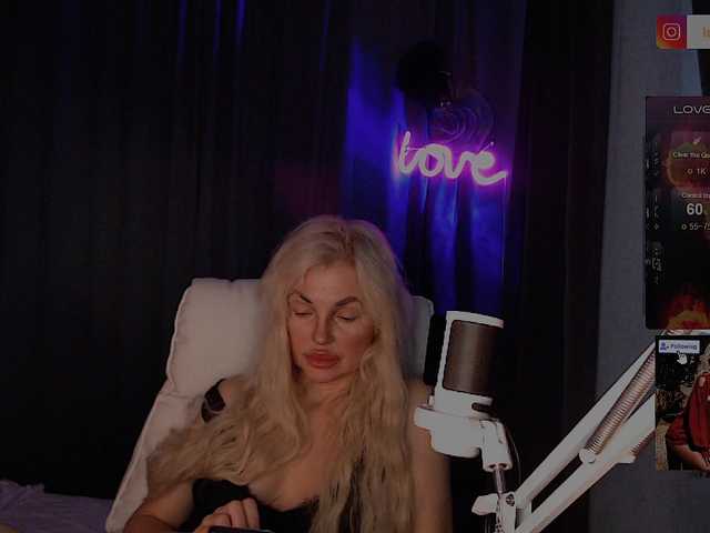 Margo77-1 live cam