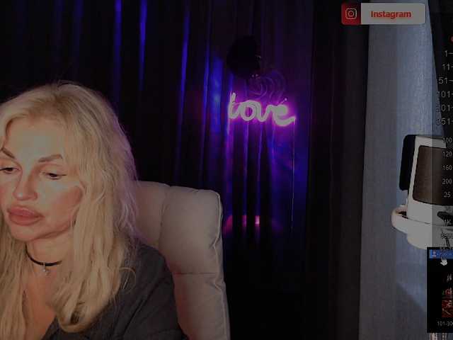 Margo77-1 live cam on BongaCams