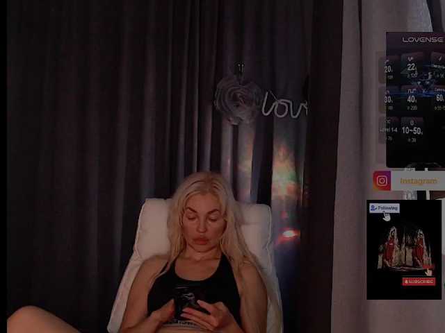 Margo77-1 live cam on BongaCams