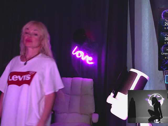 Margo77-1 live cam on BongaCams