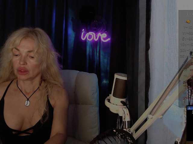 Margo77-1 live webcam show