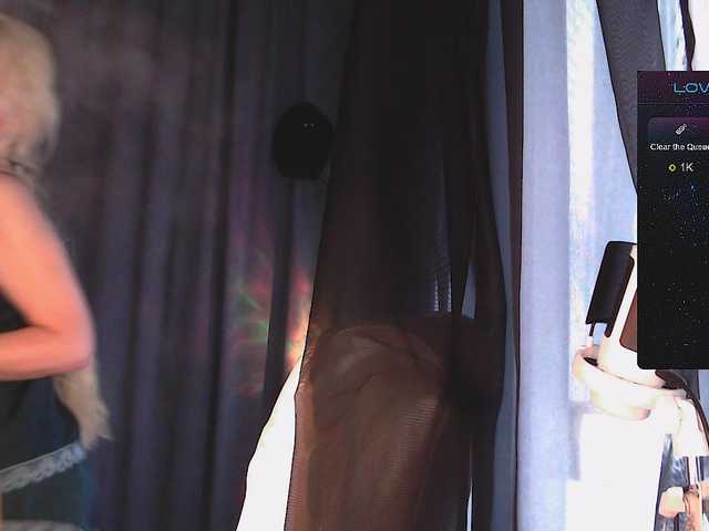 Margo77-1 live cam on BongaCams
