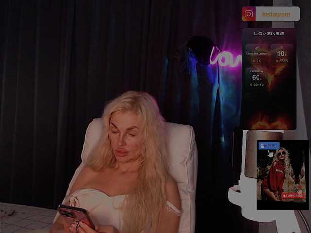 Margo77-1 live cam preview