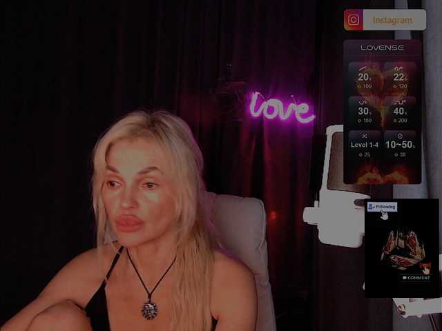 Margo77-1 live cam on BongaCams