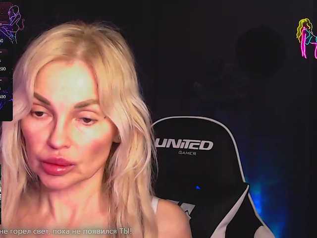 Margo77-1's BongaCams show and profile