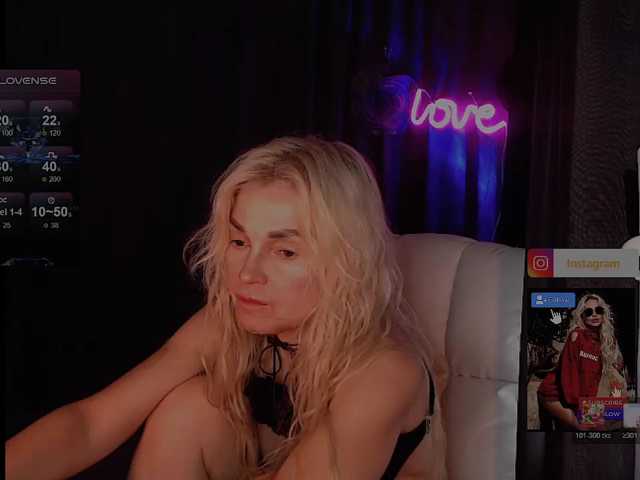 Margo77-1 live cam on BongaCams