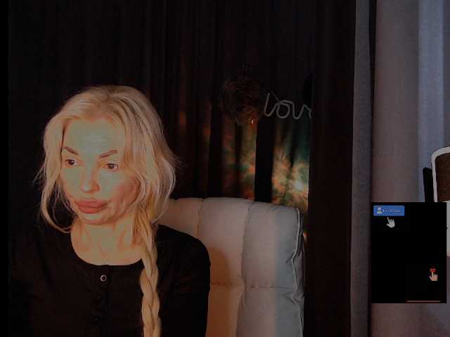 Margo77-1 live cam on BongaCams