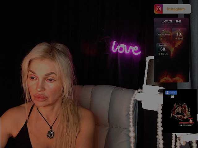 Margo77-1 live cam on BongaCams