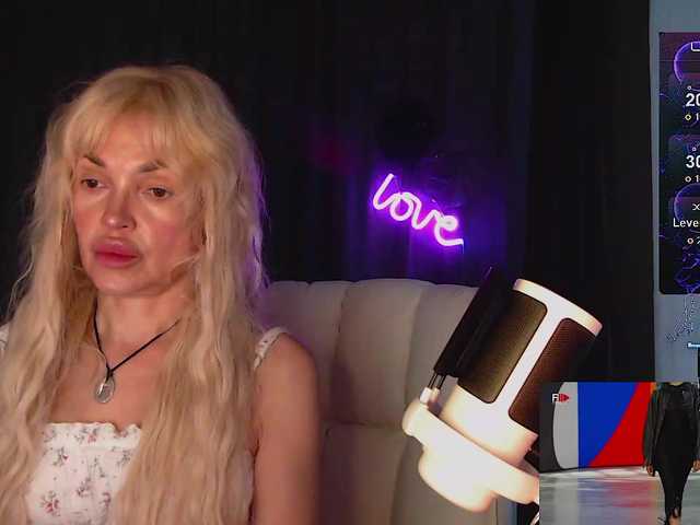 Margo77-1 live cam on BongaCams