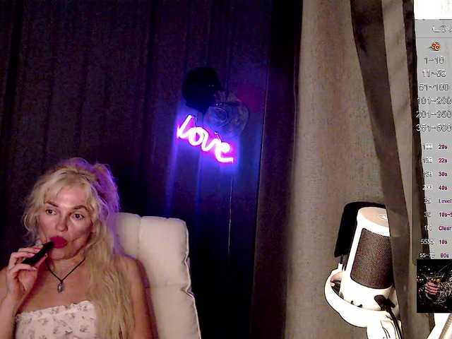 Margo77-1 live webcam show