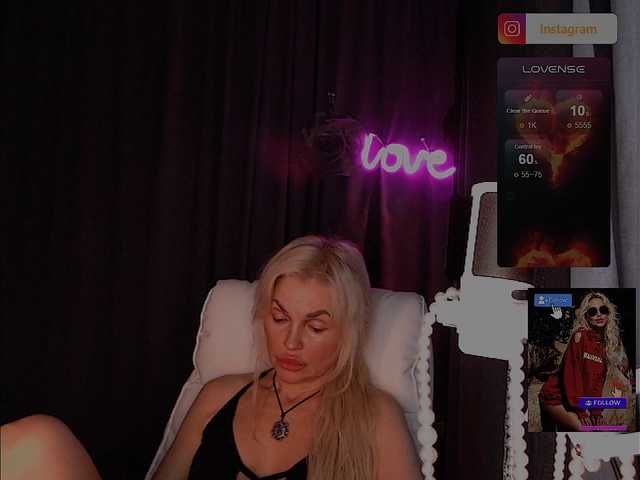 Margo77-1 live cam on BongaCams