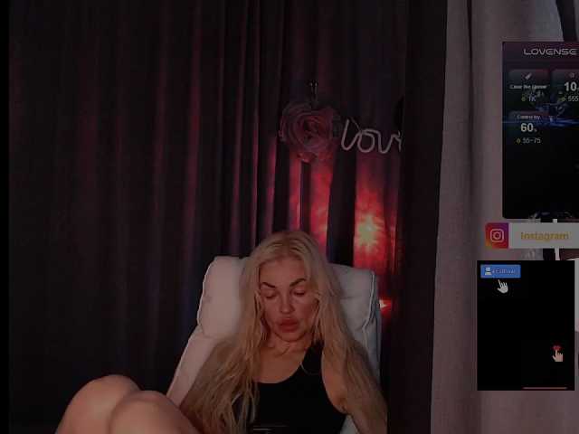 Margo77-1 live cam on BongaCams