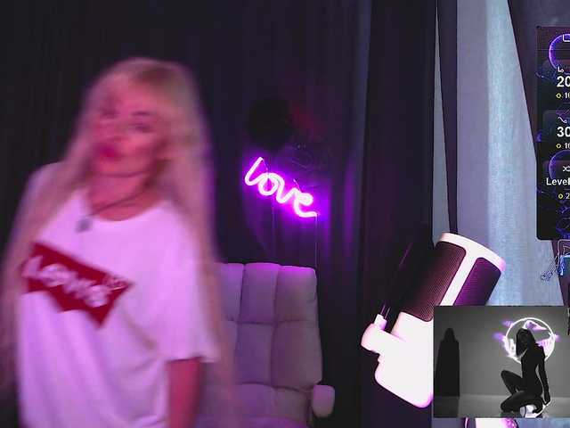 Margo77-1 live cam on BongaCams