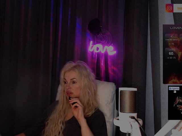 Margo77-1 live cam on BongaCams