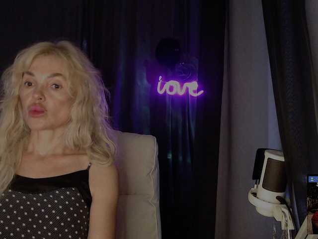 Margo77-1 live cam