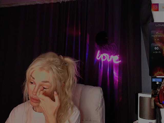 Margo77-1 live cam on BongaCams