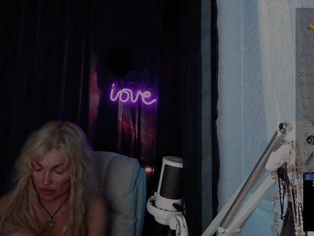 Margo77-1 live webcam show