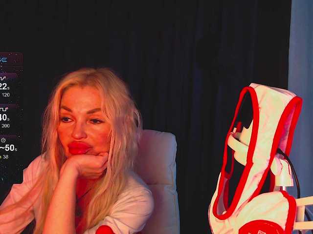 Margo77-1 live cam on BongaCams