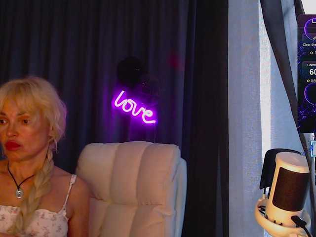 Margo77-1 live webcam show