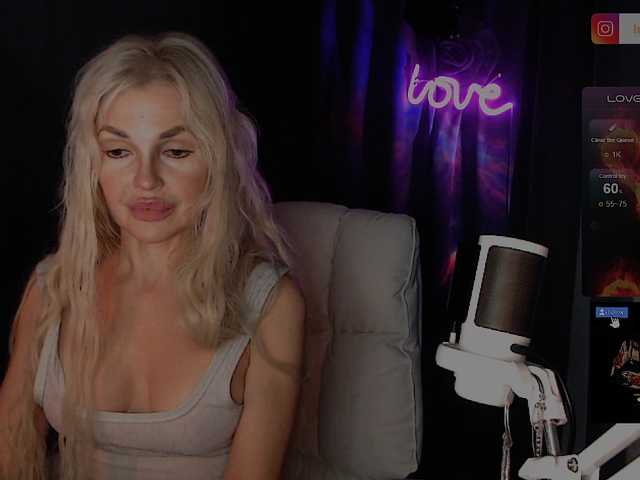 Margo77-1 live cam on BongaCams