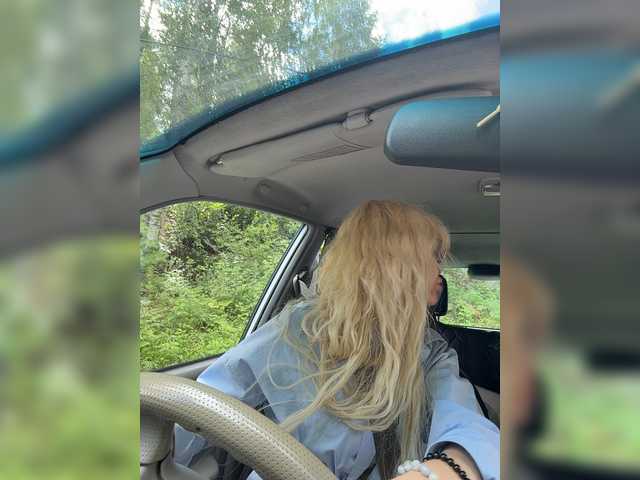 Margo77-1 live cam on BongaCams