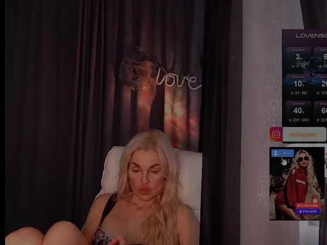 Margo77-1 live cam preview