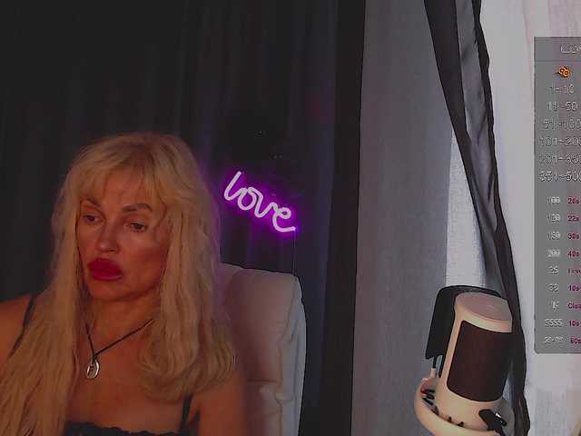 Margo77-1 live webcam show