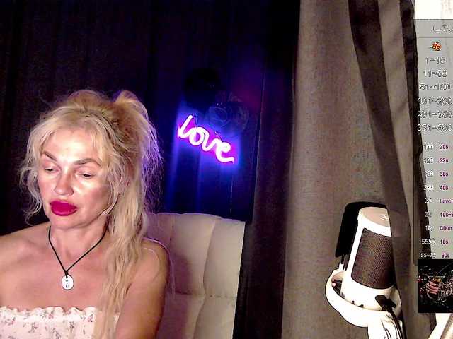 Margo77-1 live webcam show