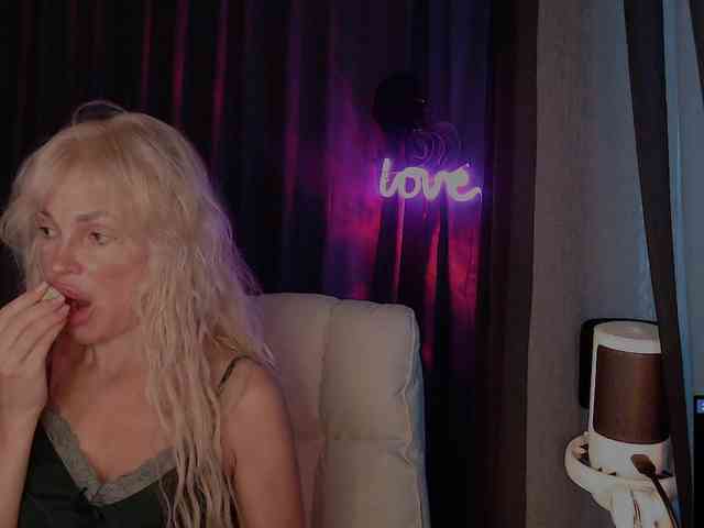 Margo77-1 webcam