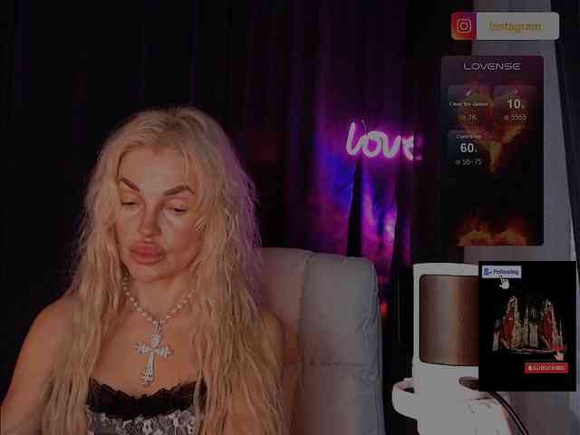Margo77-1 live female cam on bongacams