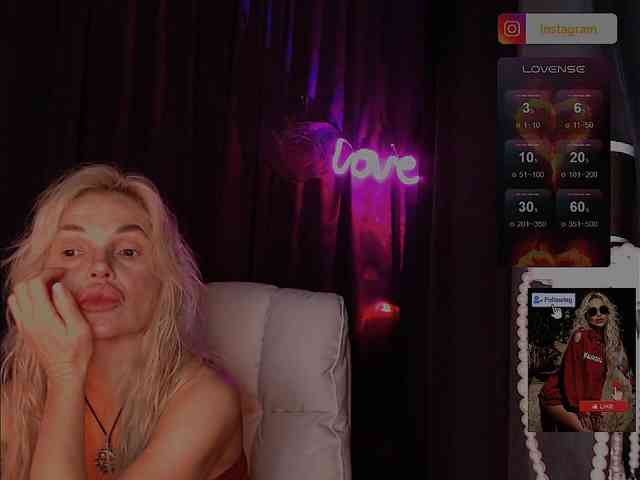Margo77-1 live female cam on bongacams