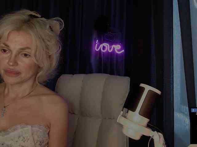 Margo77-1 webcam