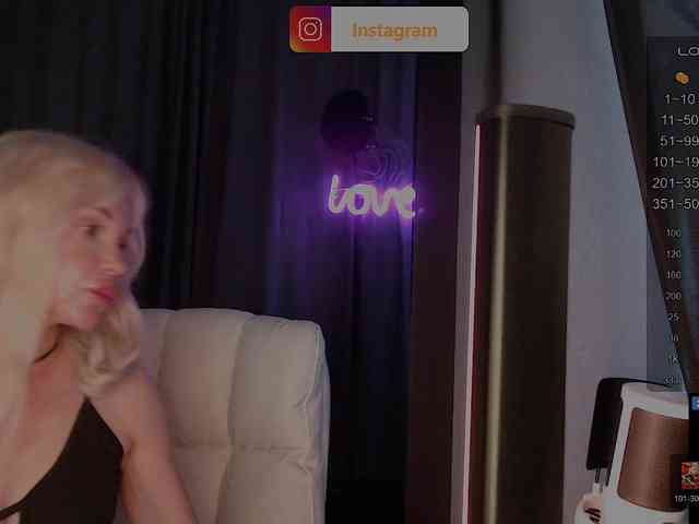 margo77-1's live room