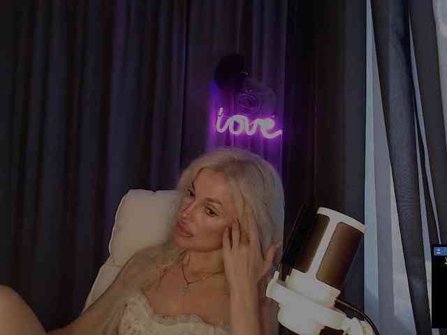 Margo77-1 webcam