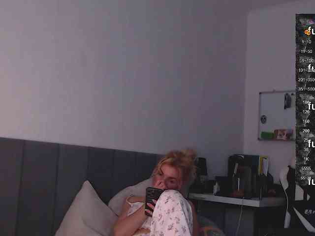 Margo77-1 webcam
