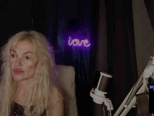 Margo77-1 Live Webcam on BongaCams