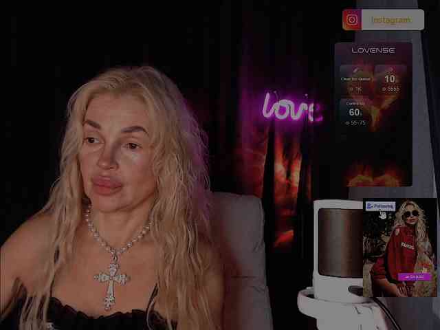 Margo77-1 live female cam on bongacams