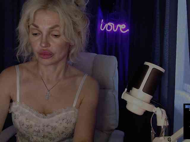 Margo77-1 webcam