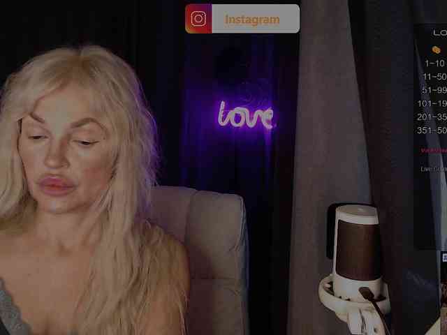 margo77-1's live room